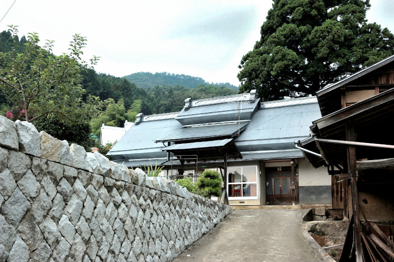 甲州市塩山下小田原上条（山梨県・山村／養蚕集落）